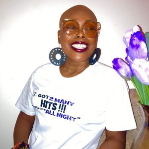 I GOT 2 MANY HITS (white)