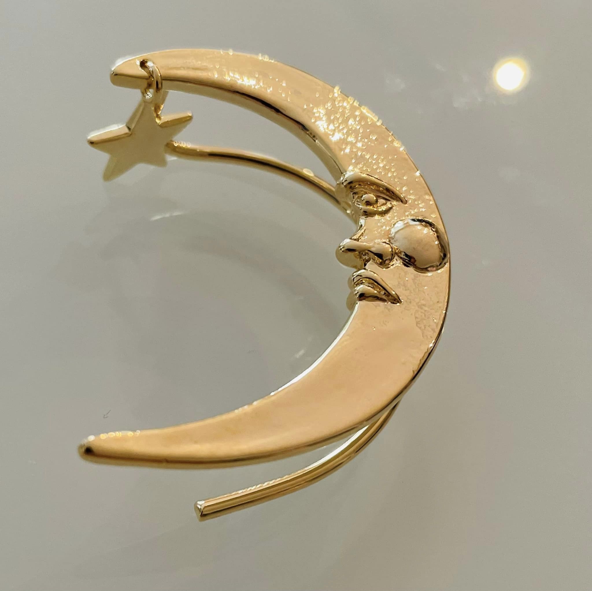 EARCLIP GOLD ( left ear )