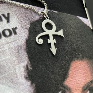 SYMBOL SILVER NECKLACE