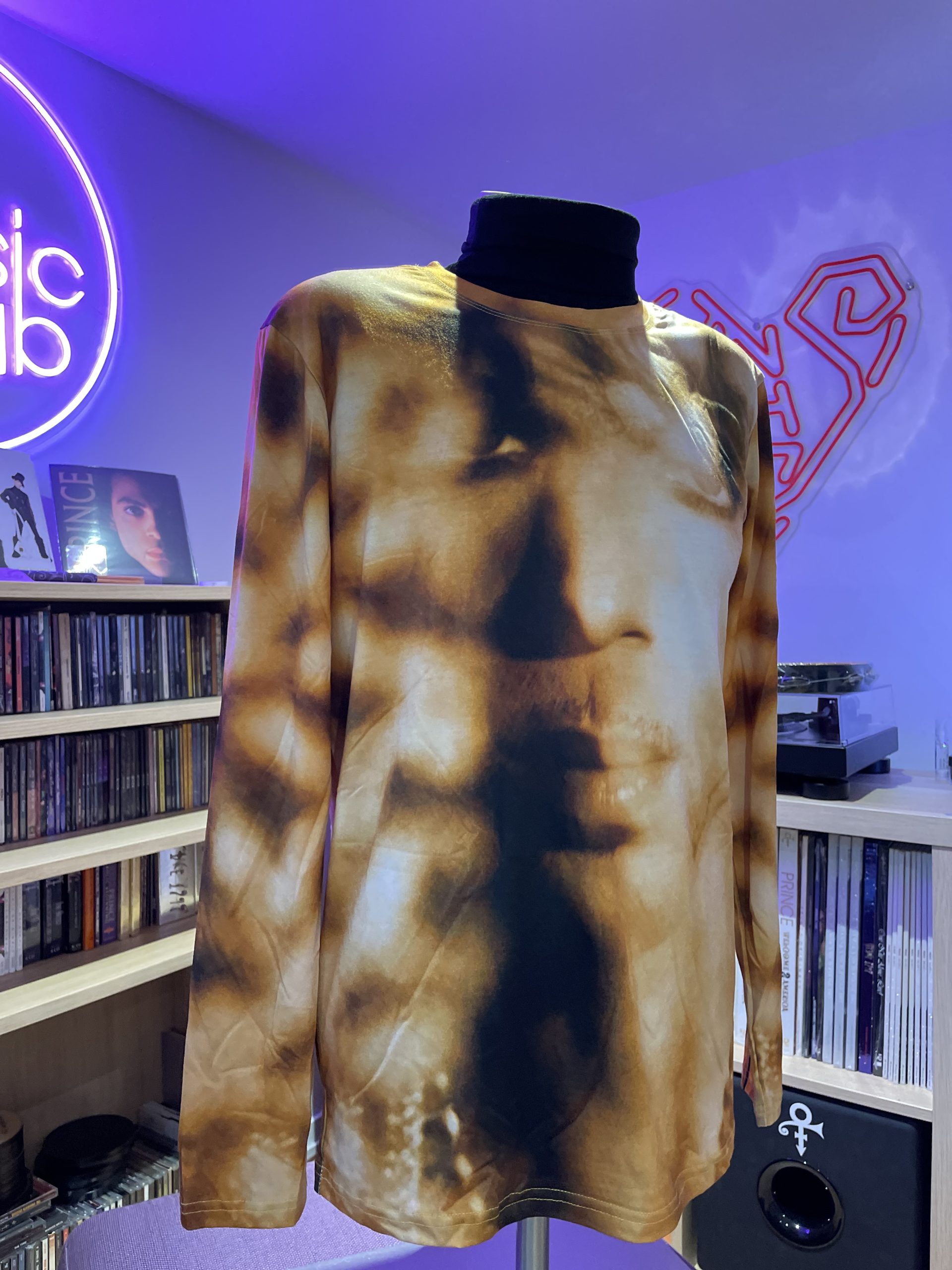 THE GOLD EXPERIENCE SHIRT - Image 2
